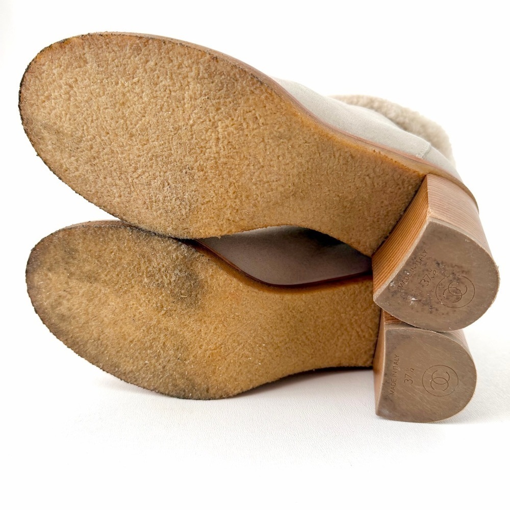 CHANEL | Beige Shearling Fur Suede Ankle Boots Heeled Booties CC Logo 37.5 - Picture 11 of 14